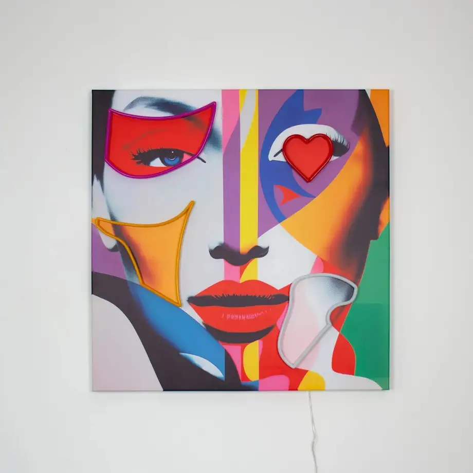 Face Shapes Wall Artwork Led