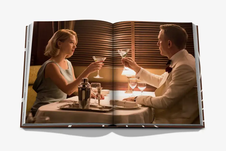 Assouline James Bond Style
