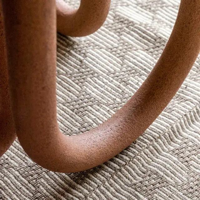 Mogg Medusa Table