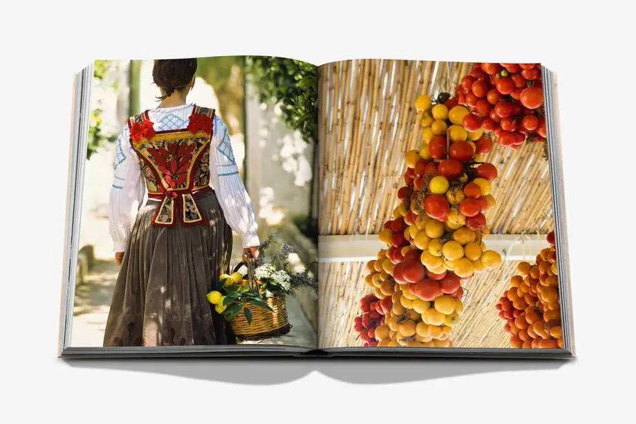 Assouline Wine & Travel Italy