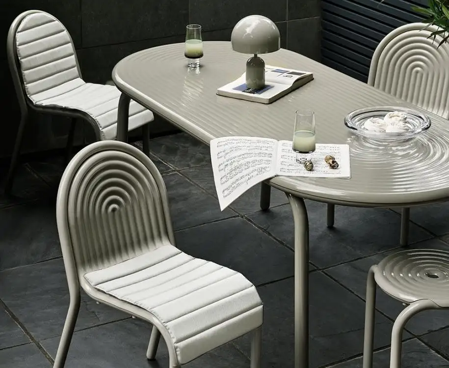 Tom Dixon Groove Obround Table