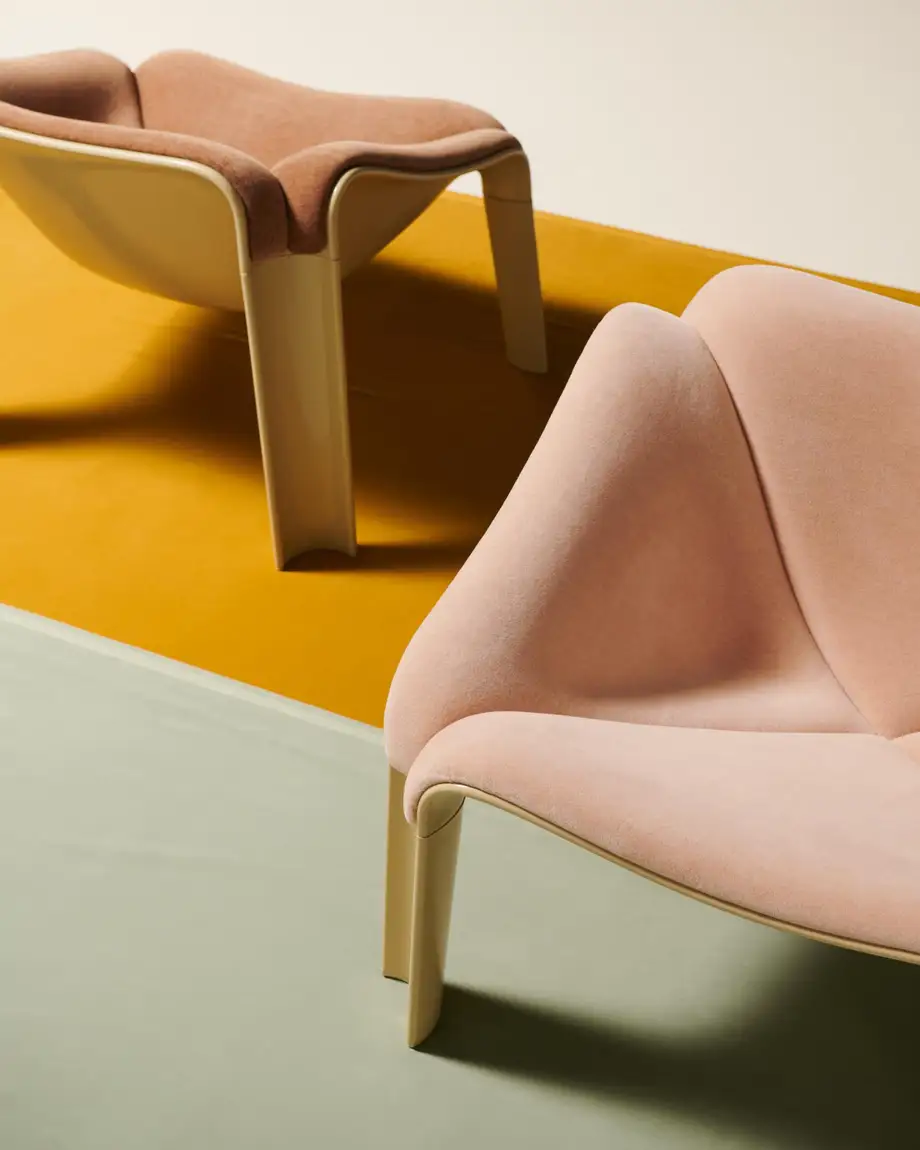 Gubi F300 Lounge Chair
