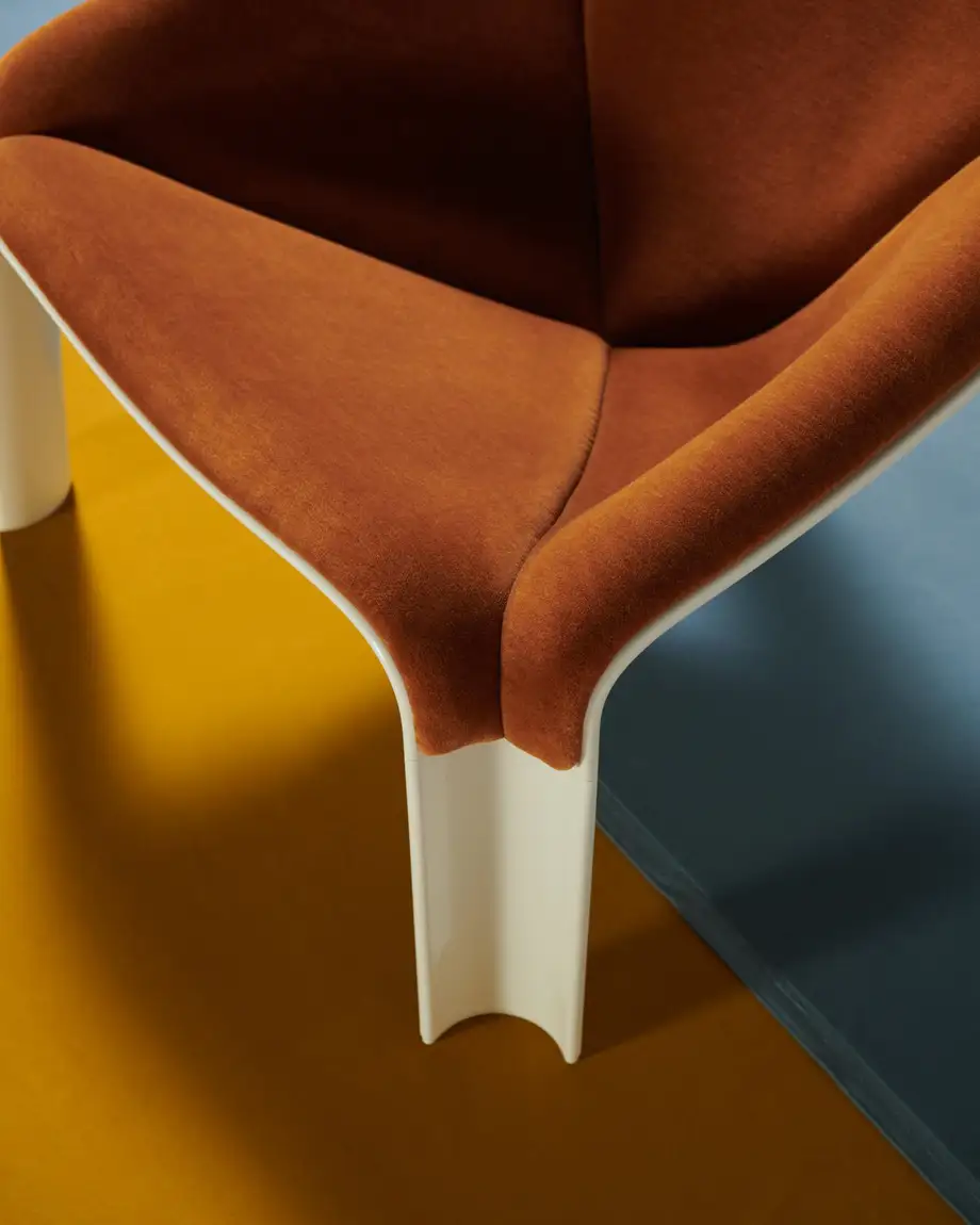 Gubi F300 Lounge Chair