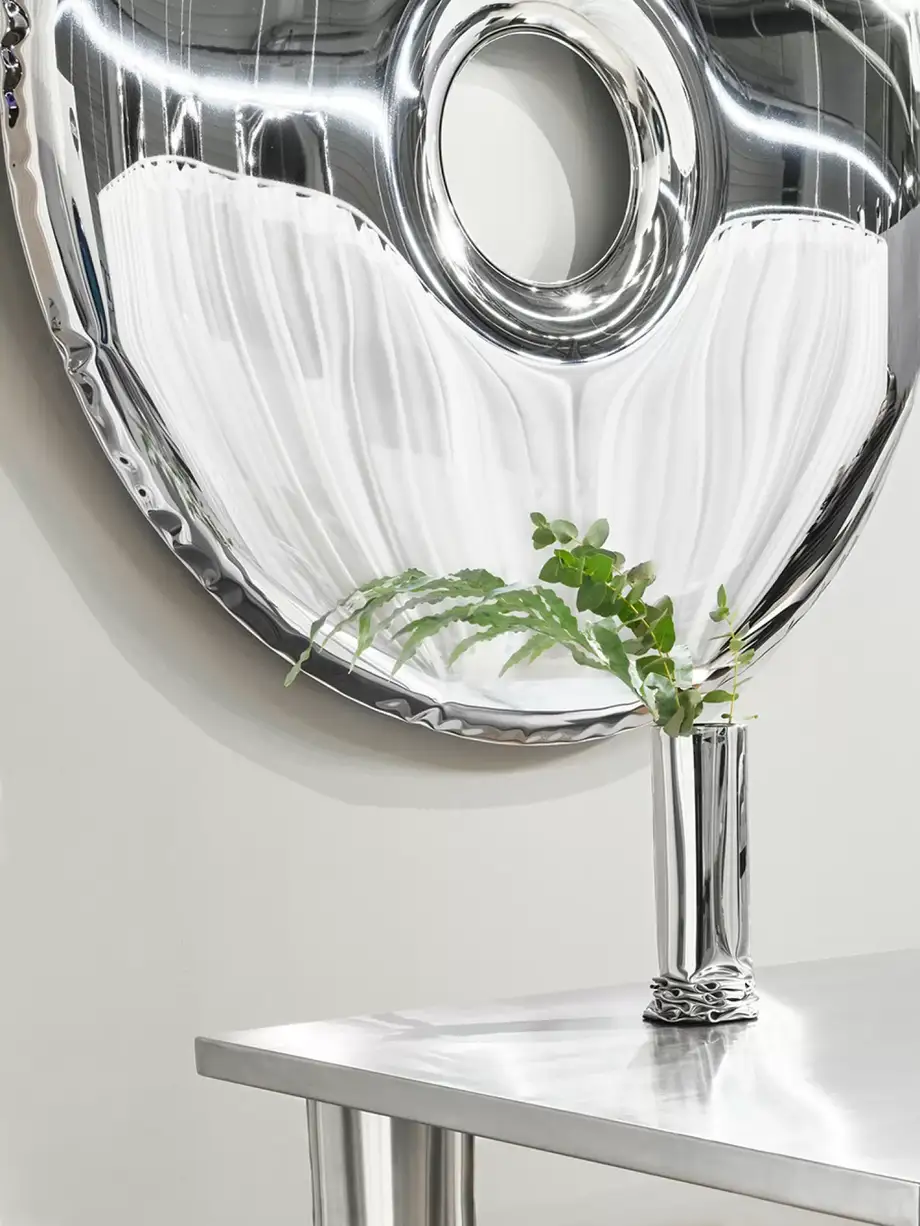 Zieta Crash Vase