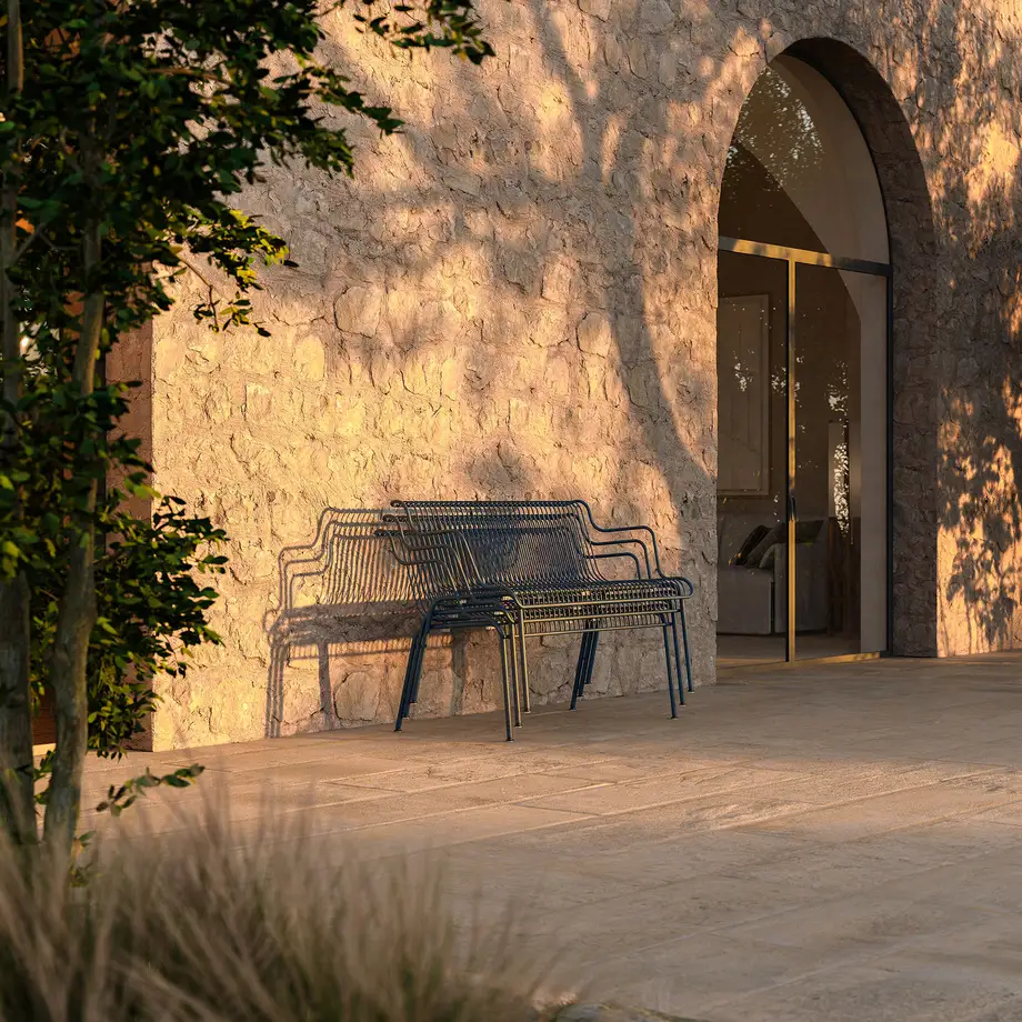 Magis South Bench