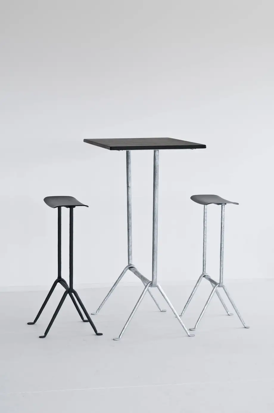 Magis Officina Bistrot Table