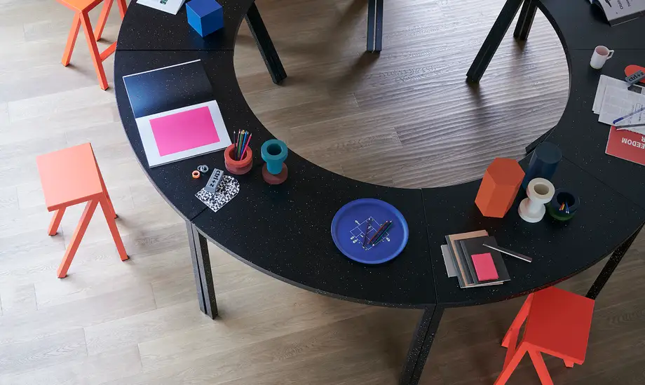 Magis Bureaurama Table