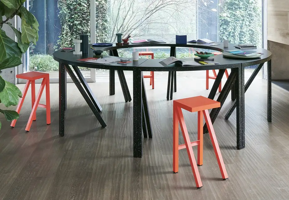 Magis Bureaurama Table