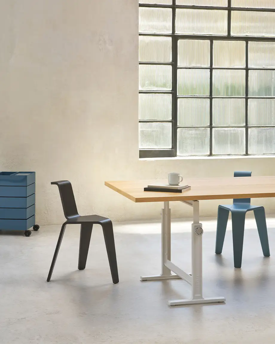 Magis Brut Trestles Table