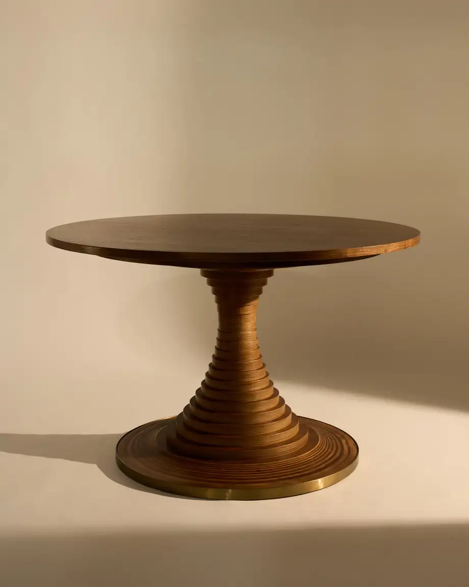 Gubi Tavolo a Dischi Dining Table