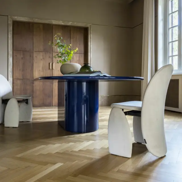 Mogg Lunee Chair