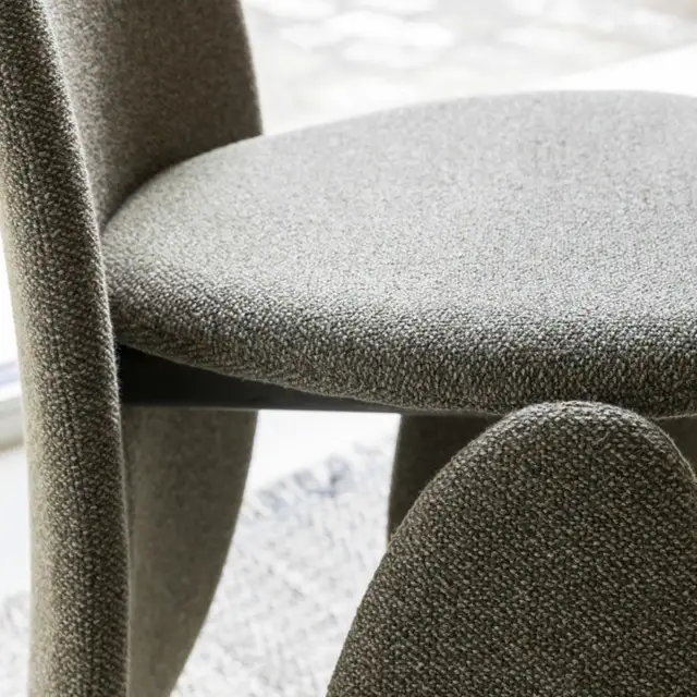 Mogg Lunee Chair