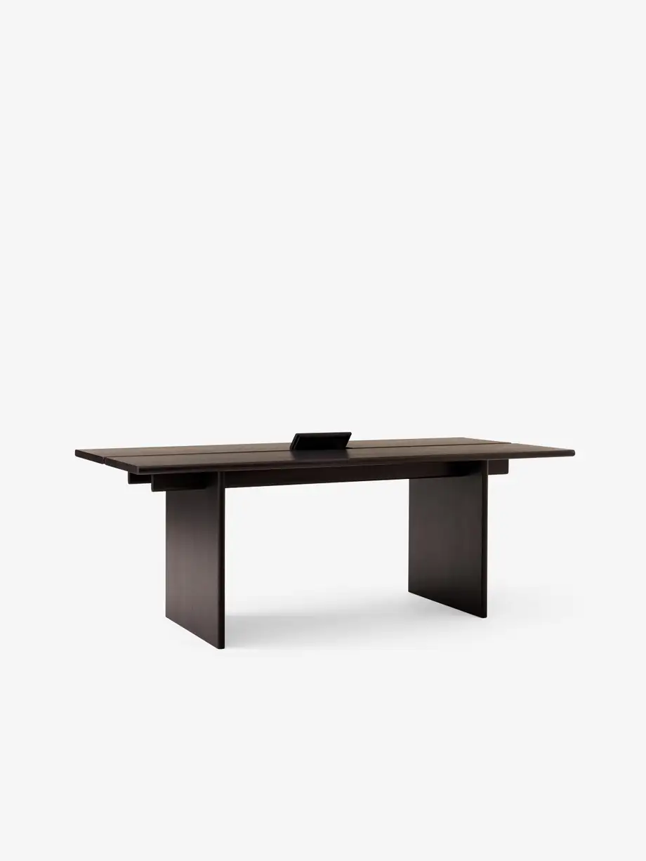 &Tradition Ita Dining Table
