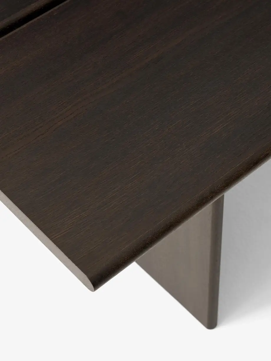 &Tradition Ita Dining Table