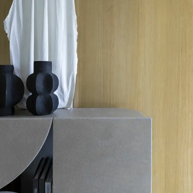 Mogg Shape Console