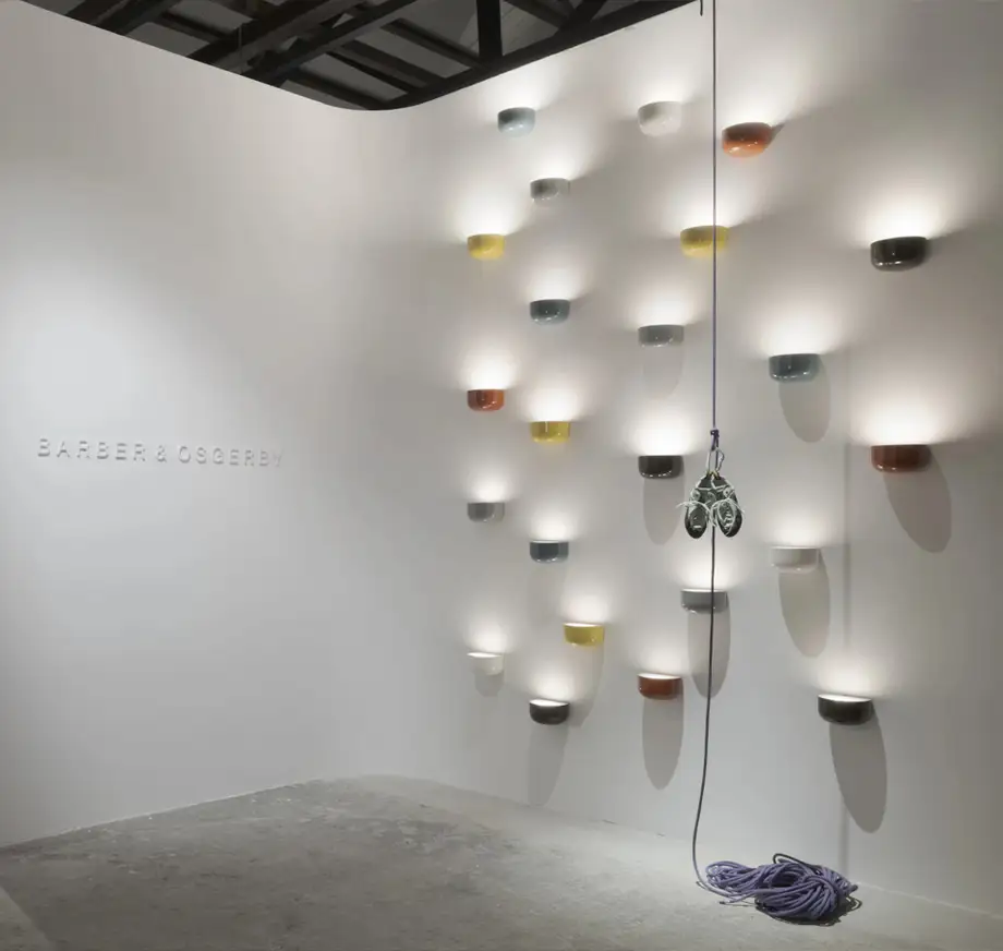 Flos Bellhop Wall Up