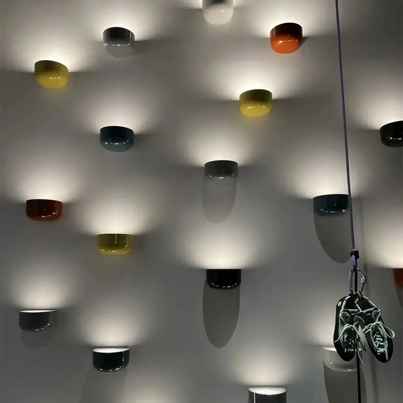 Flos Bellhop Wall Up