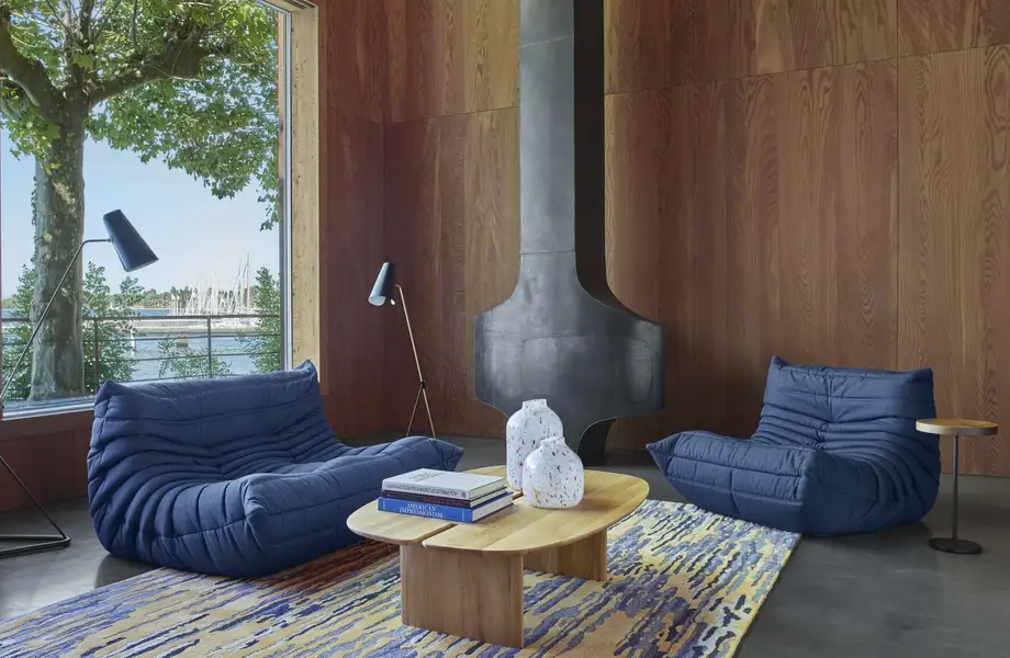 Ligne Roset Togo Lounge