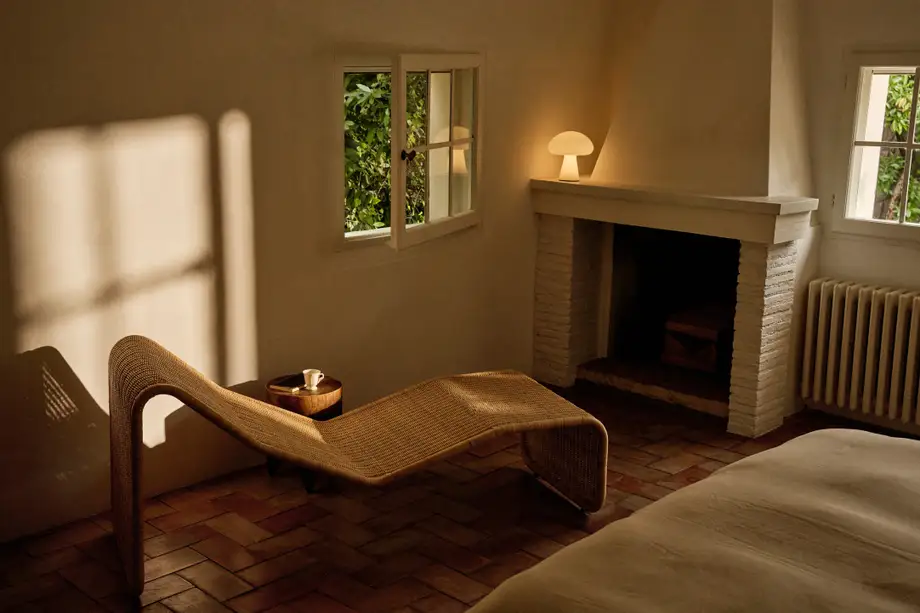 Gubi P3S Chaise Longue