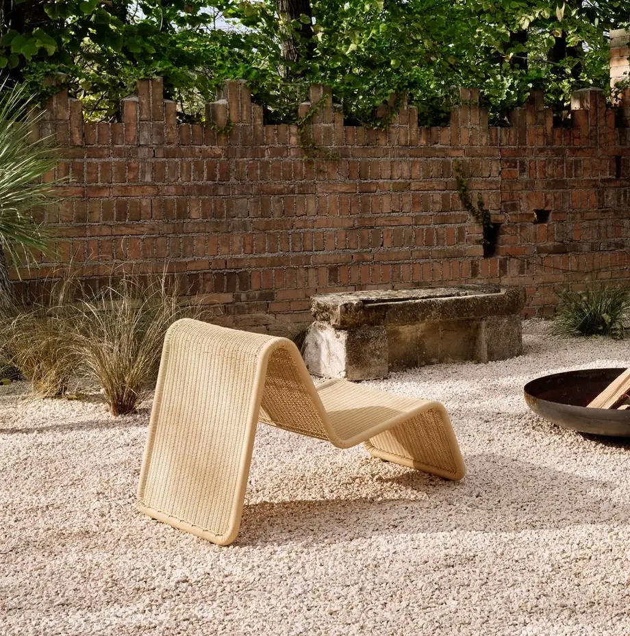 Gubi P3 Lounge Chair Outdoor