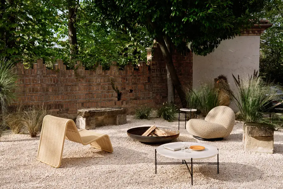 Gubi P3 Lounge Chair Outdoor