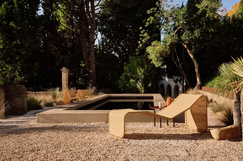 Gubi P3S Chaise Longue Outdoor
