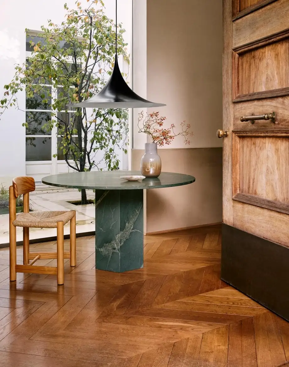 Gubi Epic Dining Table Outdoor