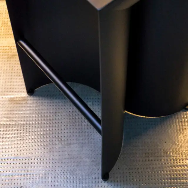 Mogg Uccio Stool