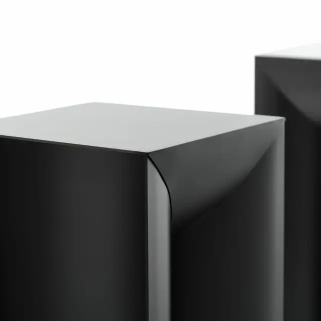 Mogg Uccio Stool