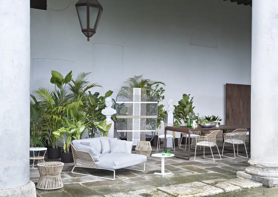Saba New York Soleil Outdoor Lounge Armchair