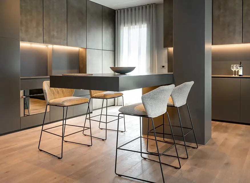 Saba New York Stool