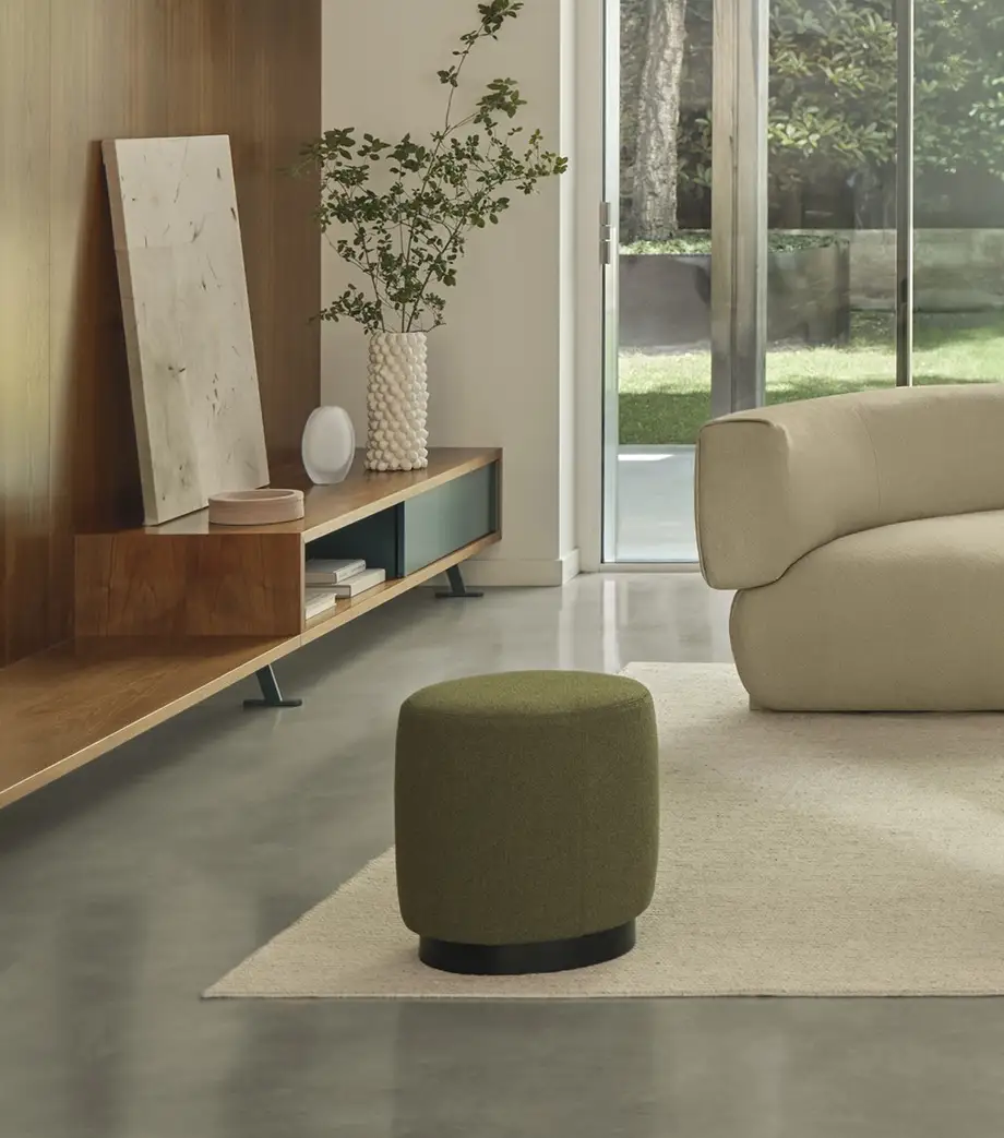 Saba Beauty Pouf