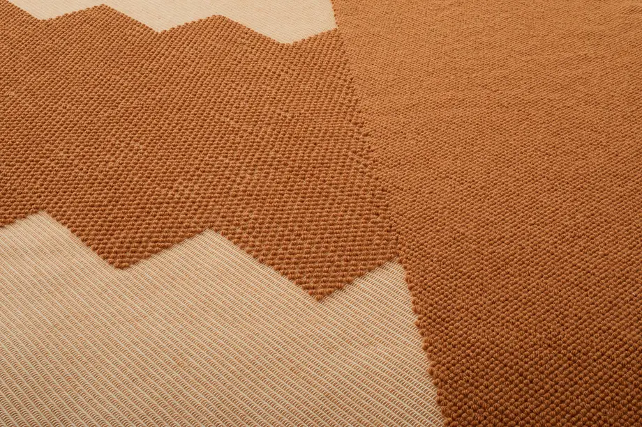 Saba Cime Carpet Earth Red