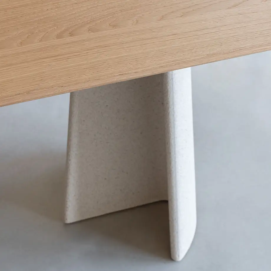 Magis Ancora Table