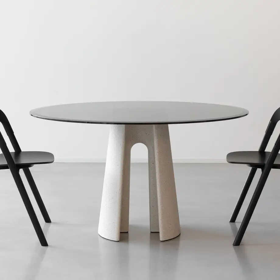 Magis Ancora Table