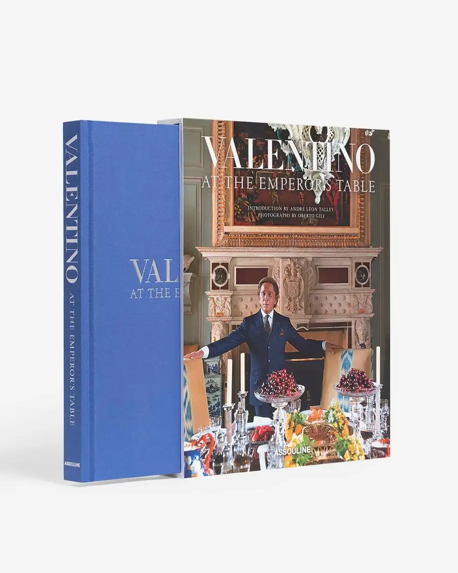 Assouline Valentino: At the Emperor's Table