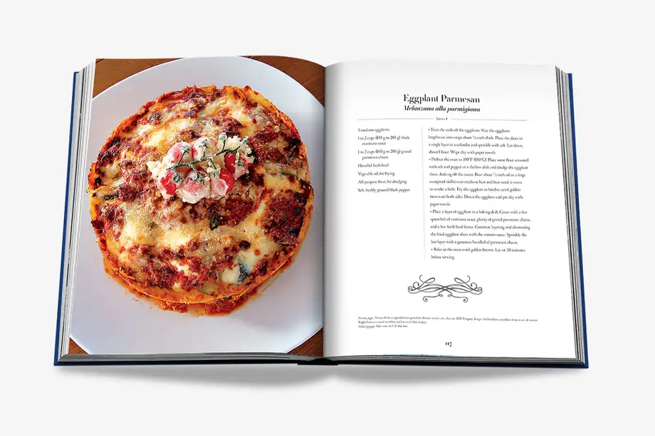 Assouline Valentino: At the Emperor's Table