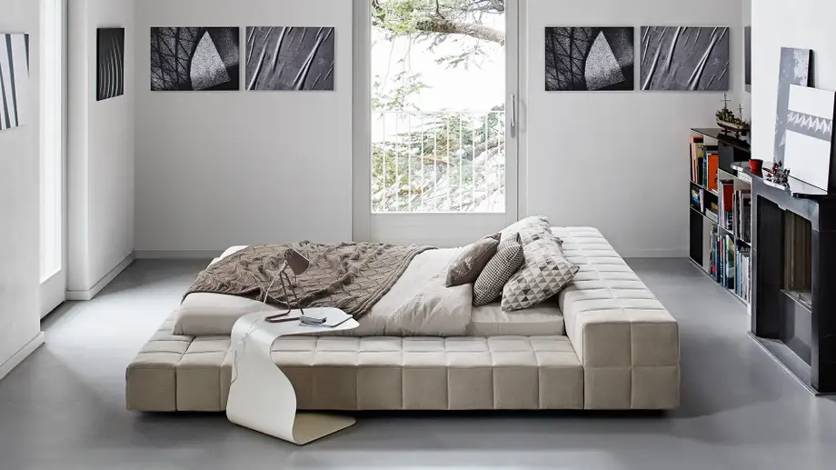 Bonaldo Squaring Bed
