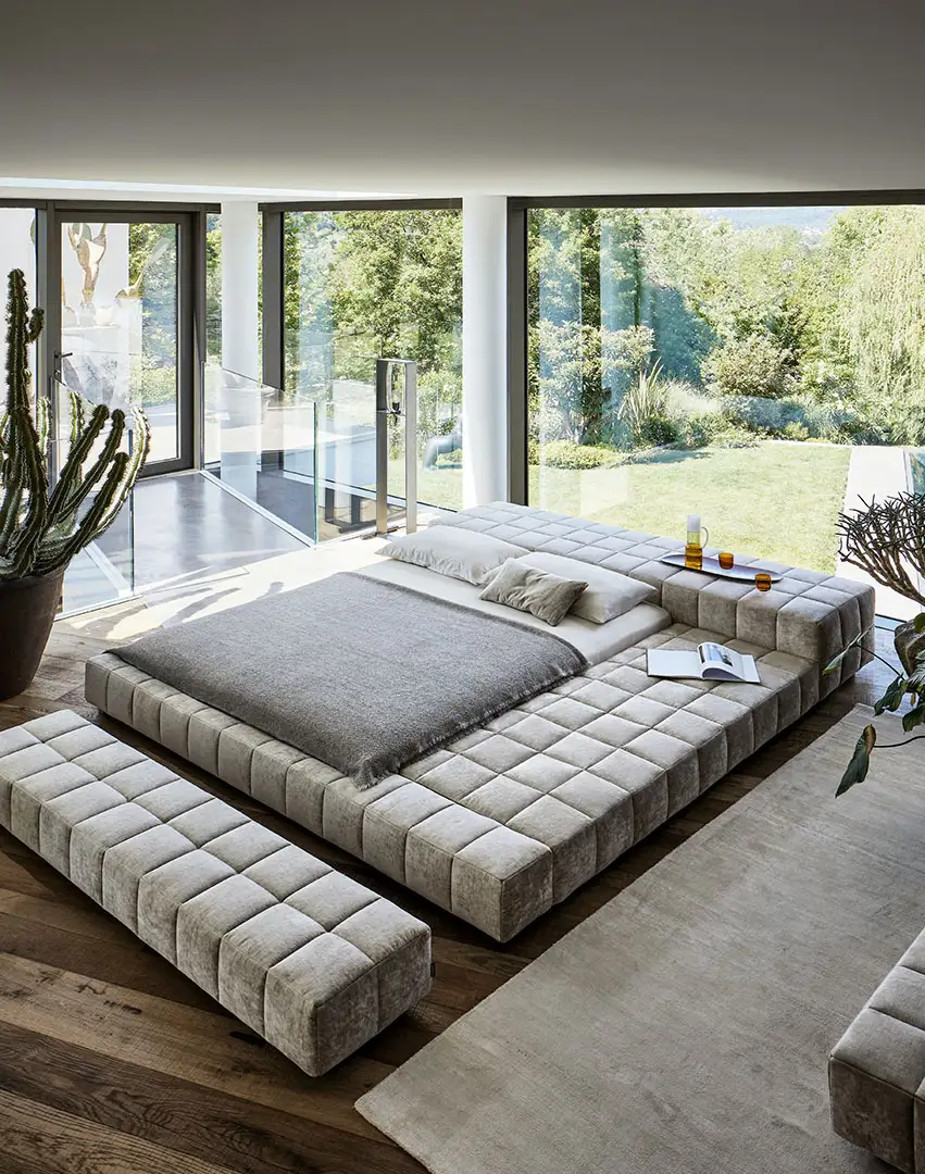 Bonaldo Squaring Bed