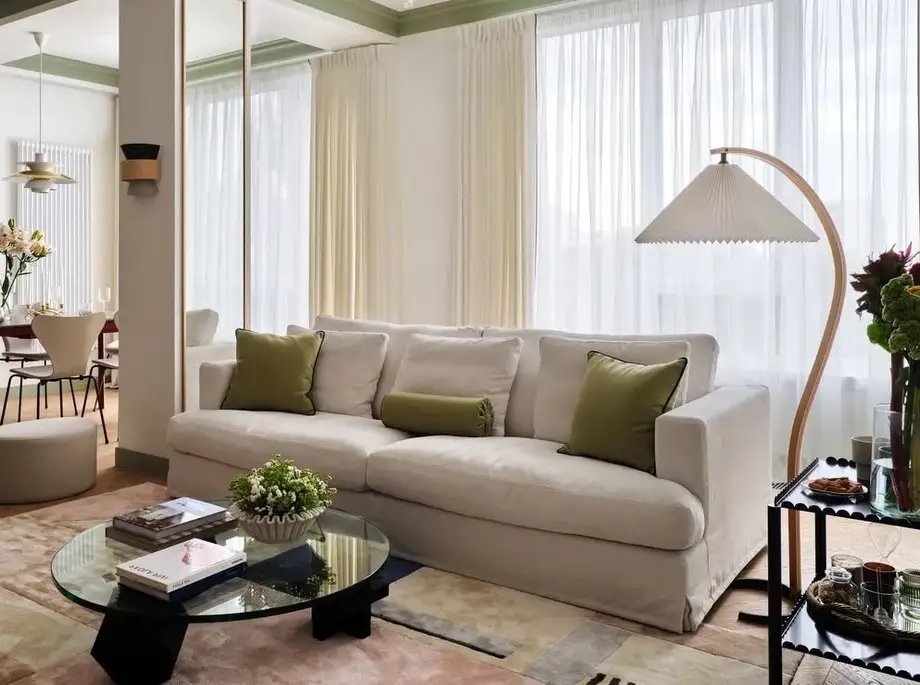 Saba Karma Sofa