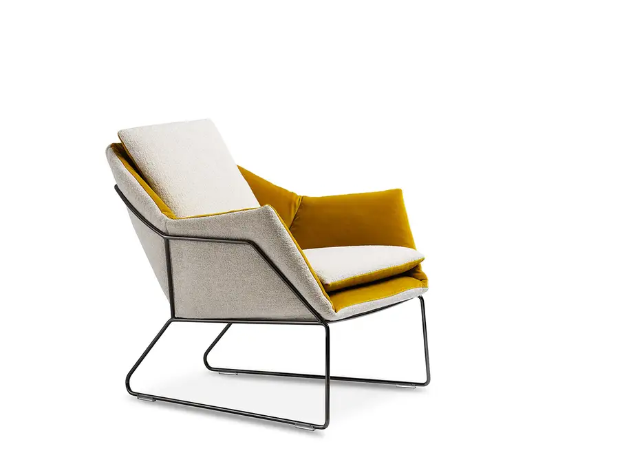 Saba New York Armchair