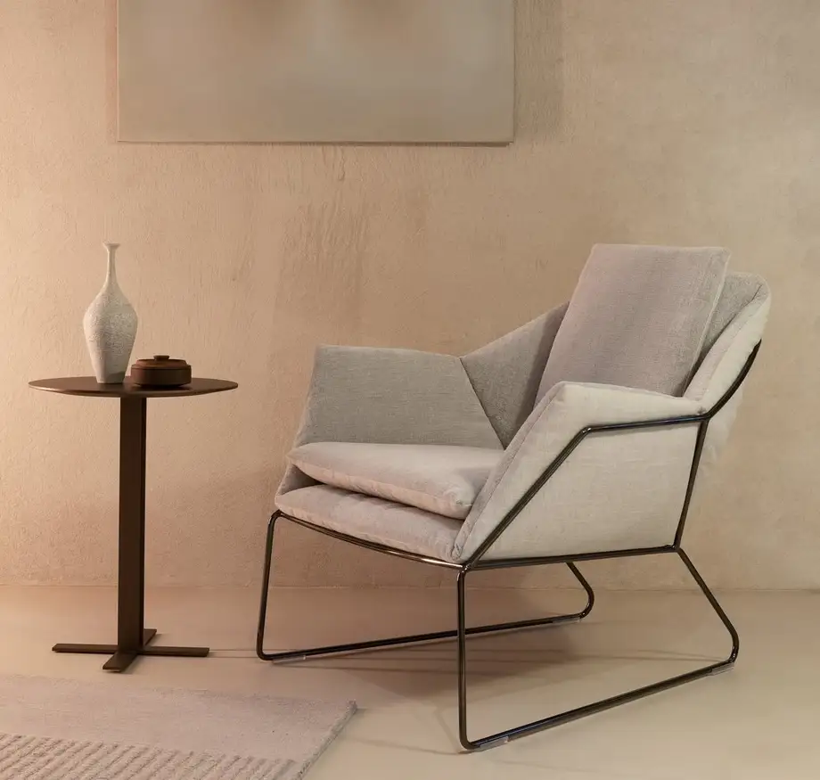 Saba New York Armchair