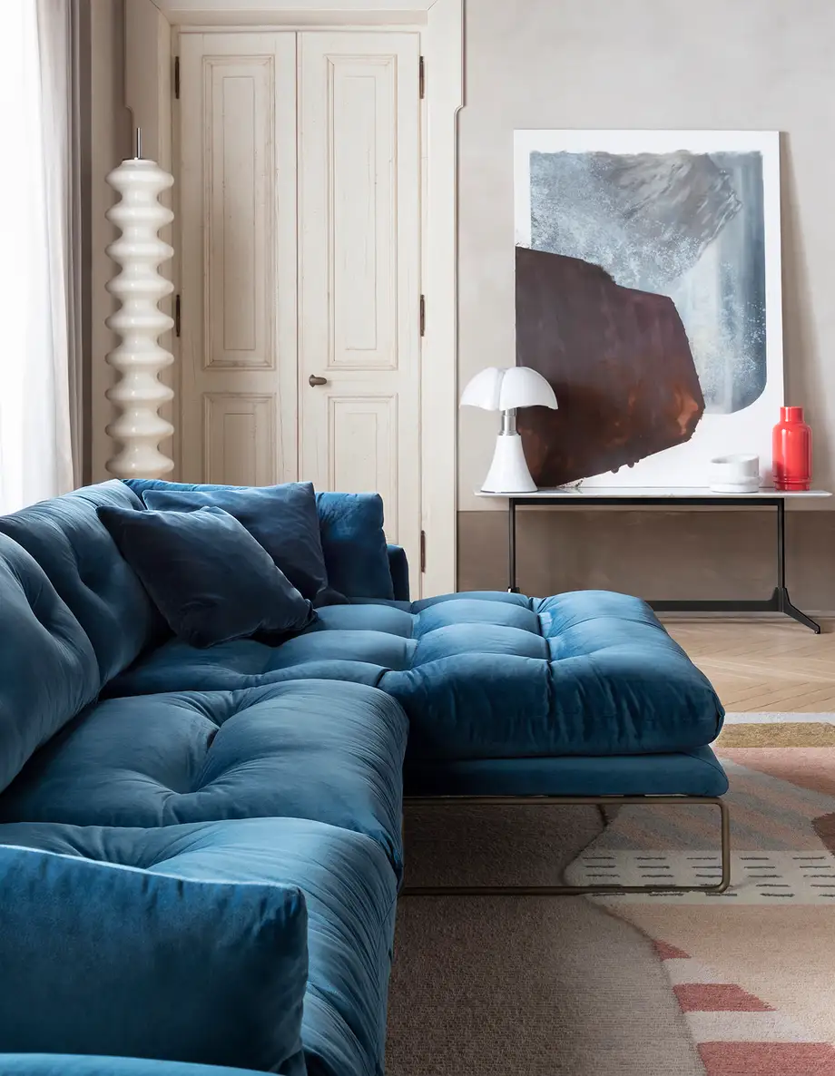 Saba New York Suite Sofa