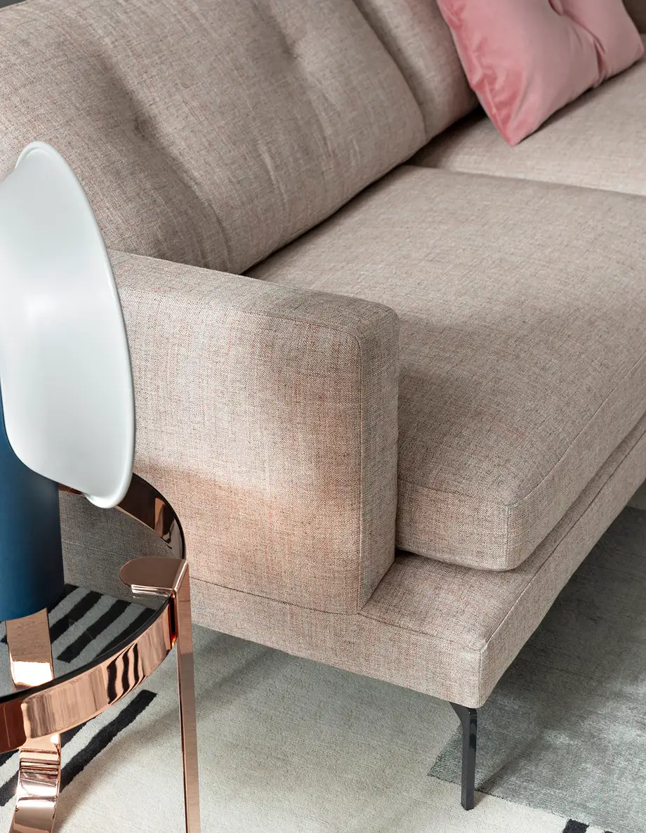 Saba Essentiel Sofa