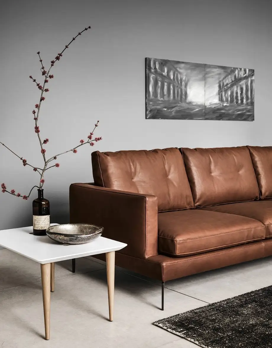 Saba Essentiel Sofa