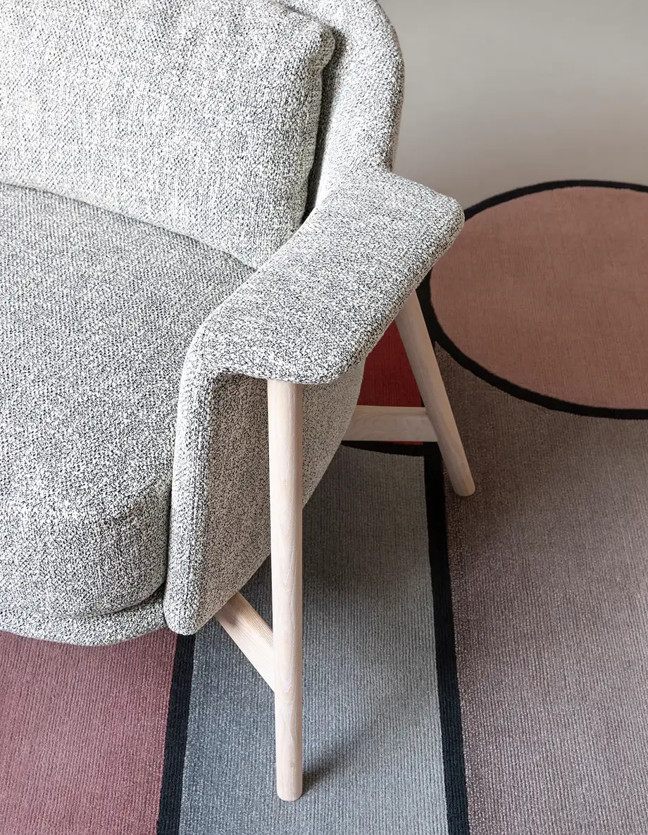 Saba Kepi Armchair