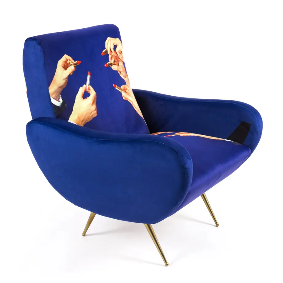 Seletti Toiletpaper Armchair Lipsticks