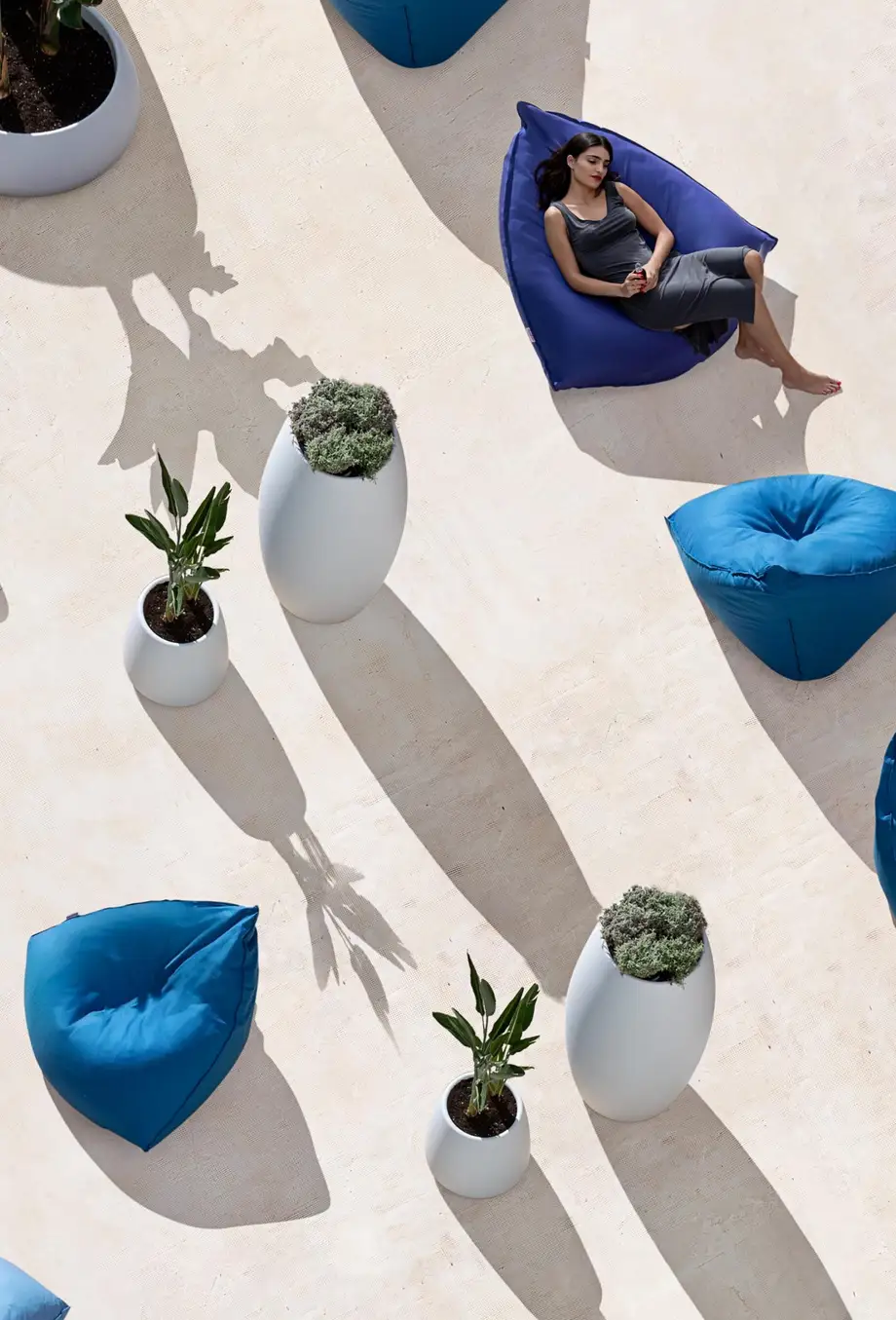 Diabla Gobi Outdoor Planter 2