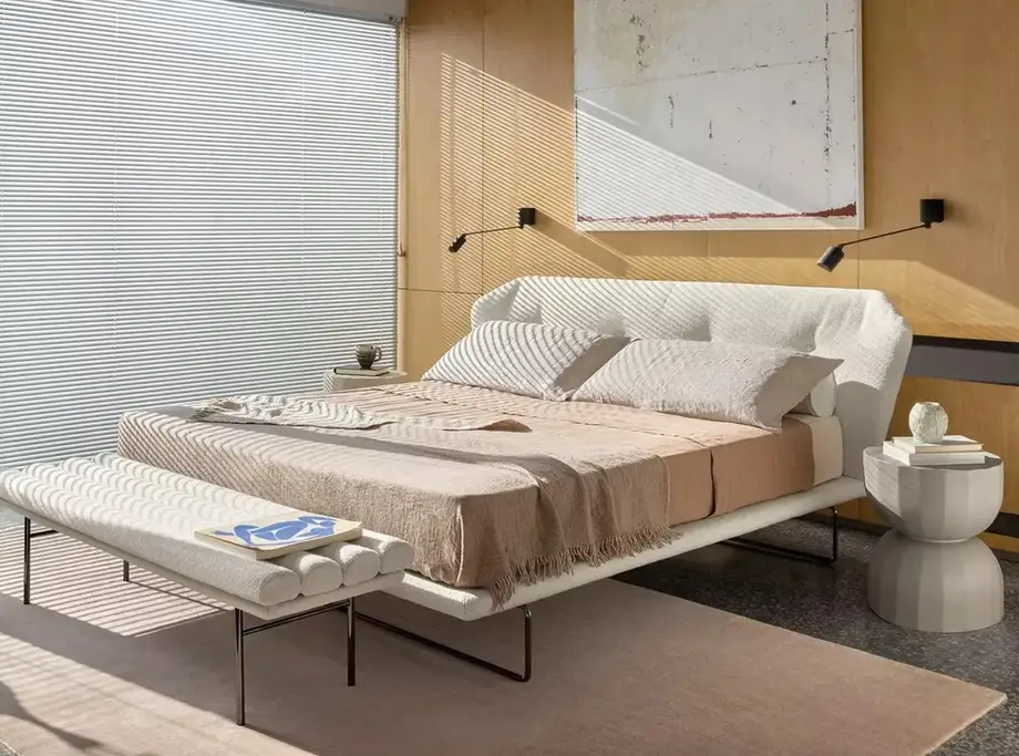 Saba New York Bed