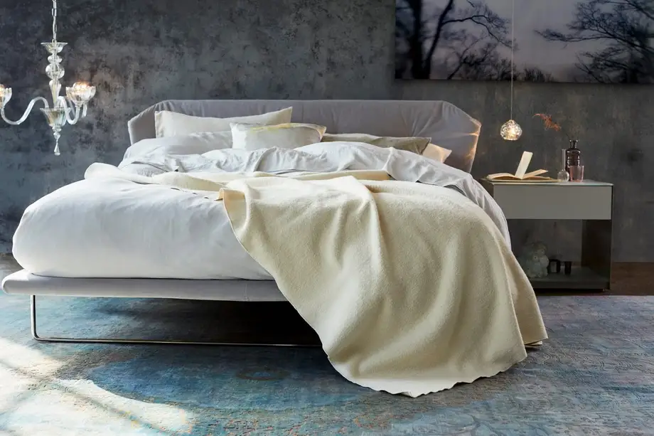 Saba New York Bed
